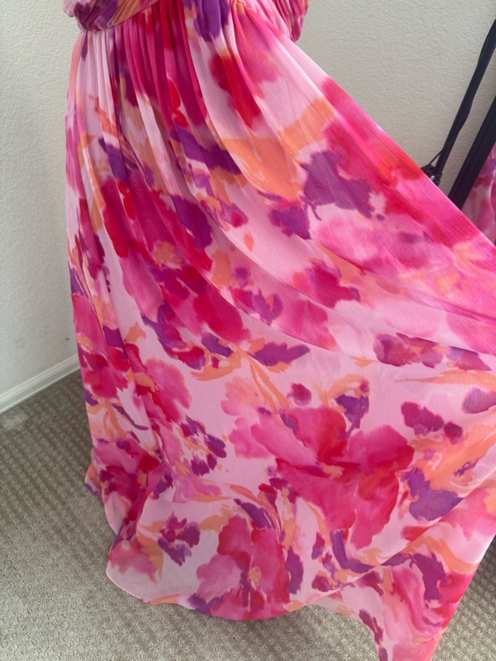 Boston Proper Pink Floral Maxi Dress Ruffle V-Neck Pleated Flowy Summer size 8 - Picture 3 of 13